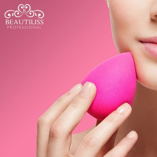 Pack of 4 – Beauty Blender with Plastic Case (random color)